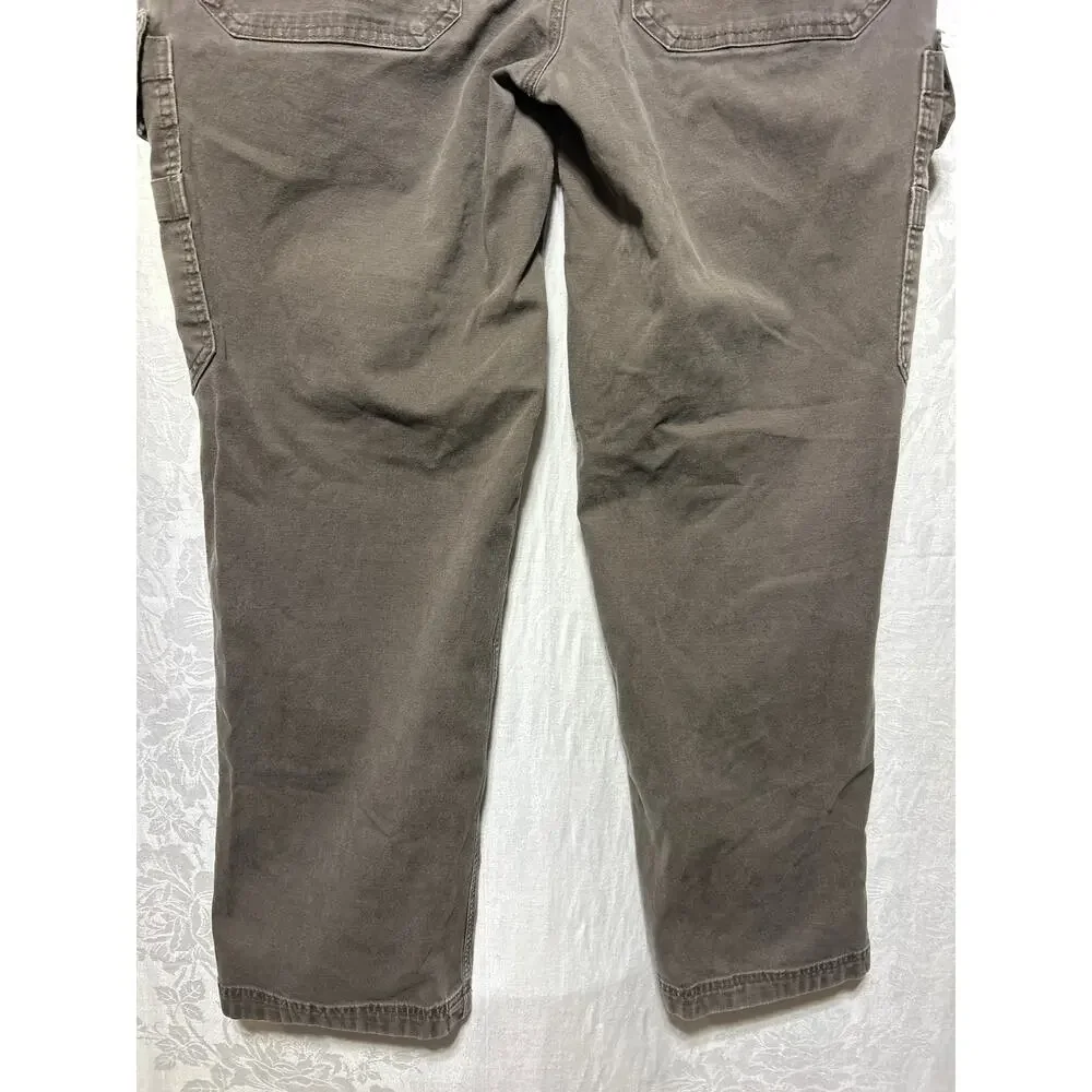 Duluth Trading Co shows wear